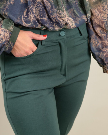 Pantaloni dritti in punto Milano