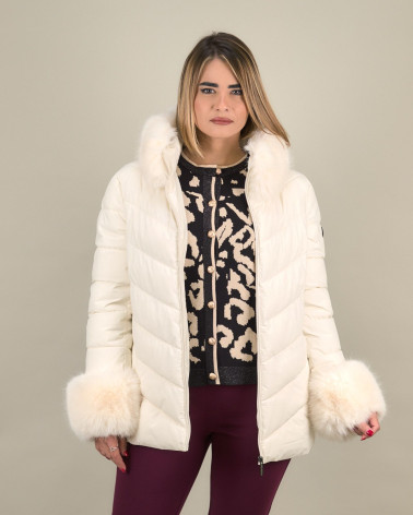 Piumino con collo e polsi in eco pelliccia