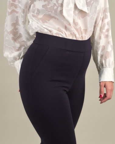 Pantaloni slim fit special price