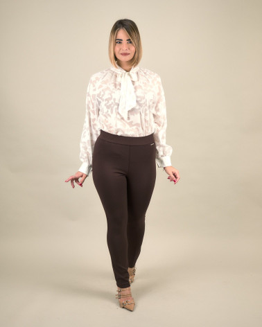 Pantaloni slim fit special price