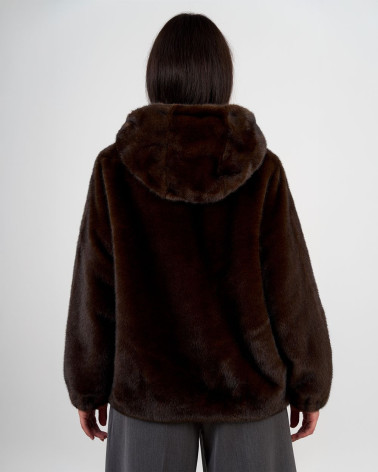 Giacca in eco pelliccia con cappuccio e zip