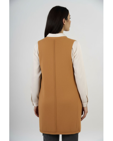 Gilet lungo in maglia con tasche