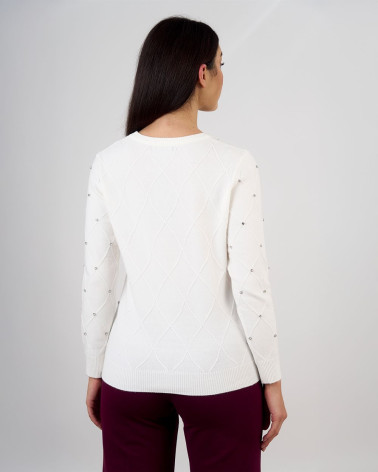 Maglia con trama a rombi e applicazioni gioiello